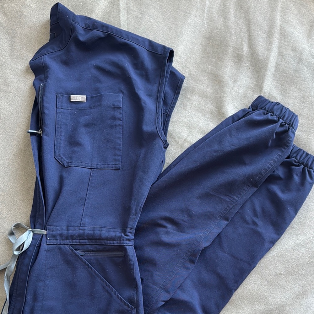 Figs Navy Jumpsuit in Size Small